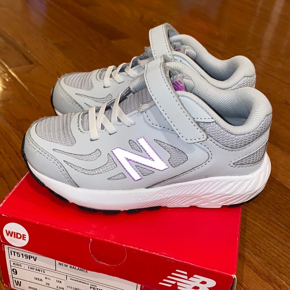 Toddler New Balance Sneakers - Picture 2 of 7